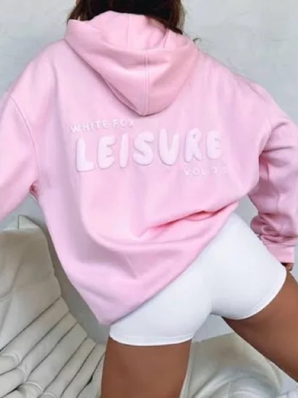 White Fox Leisure Vol 3.5 Hoodie in Posy size M/L retail $70